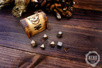 Metal Dice in Wooden Box - Hand-made pyrography: Skull - Personalized Dungeons and dragons Gift