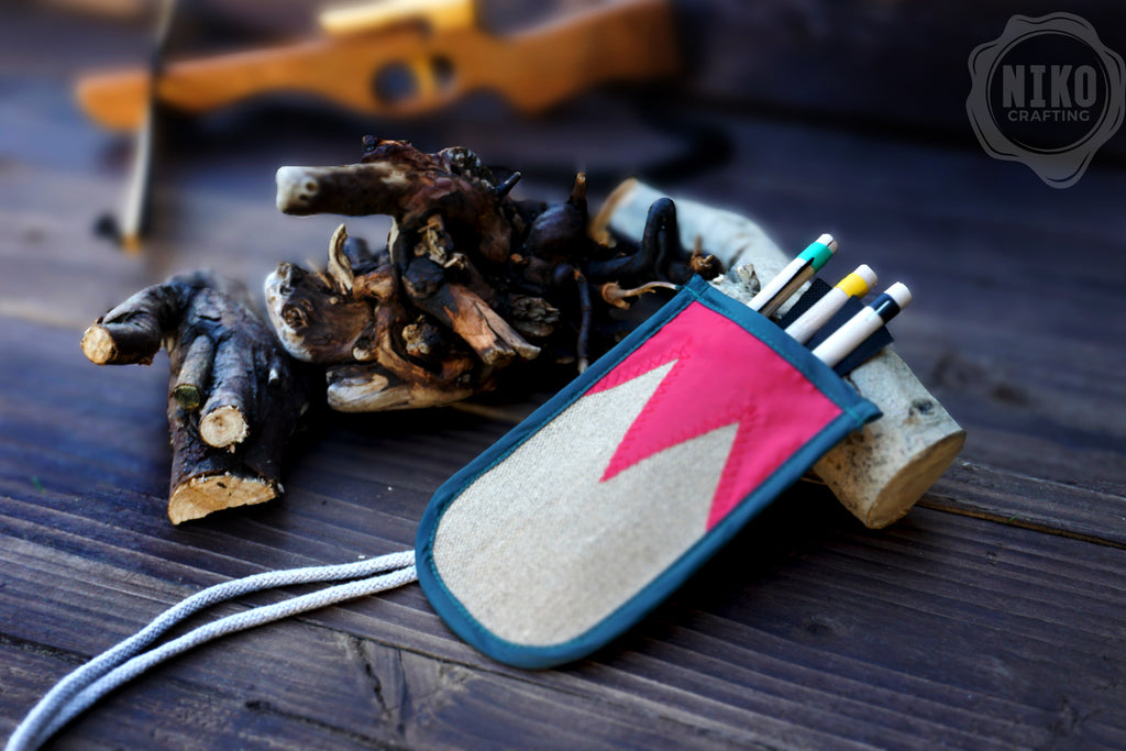 Handmade Toy Linen Quiver for Small Crossbow – Includes 3 Wooden Bolts (Arrows)