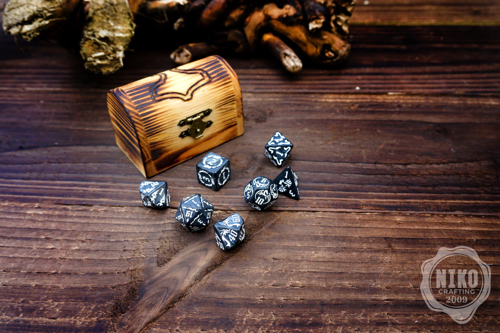 DnD Dice in Wooden Box - Pyrography: Thor Hammer - Hand-made, Personalized Dungeons and dragons Gift