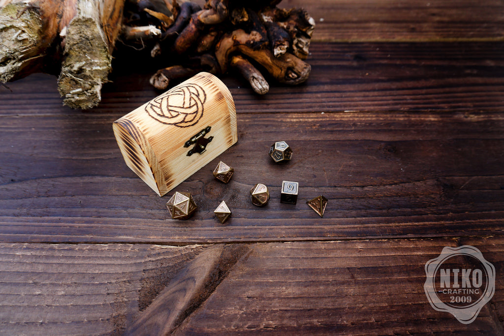 Metal Dice in Wooden Box - Pyrography: Viking Knot - Hand-made, Personalized Dungeons and dragons Gift
