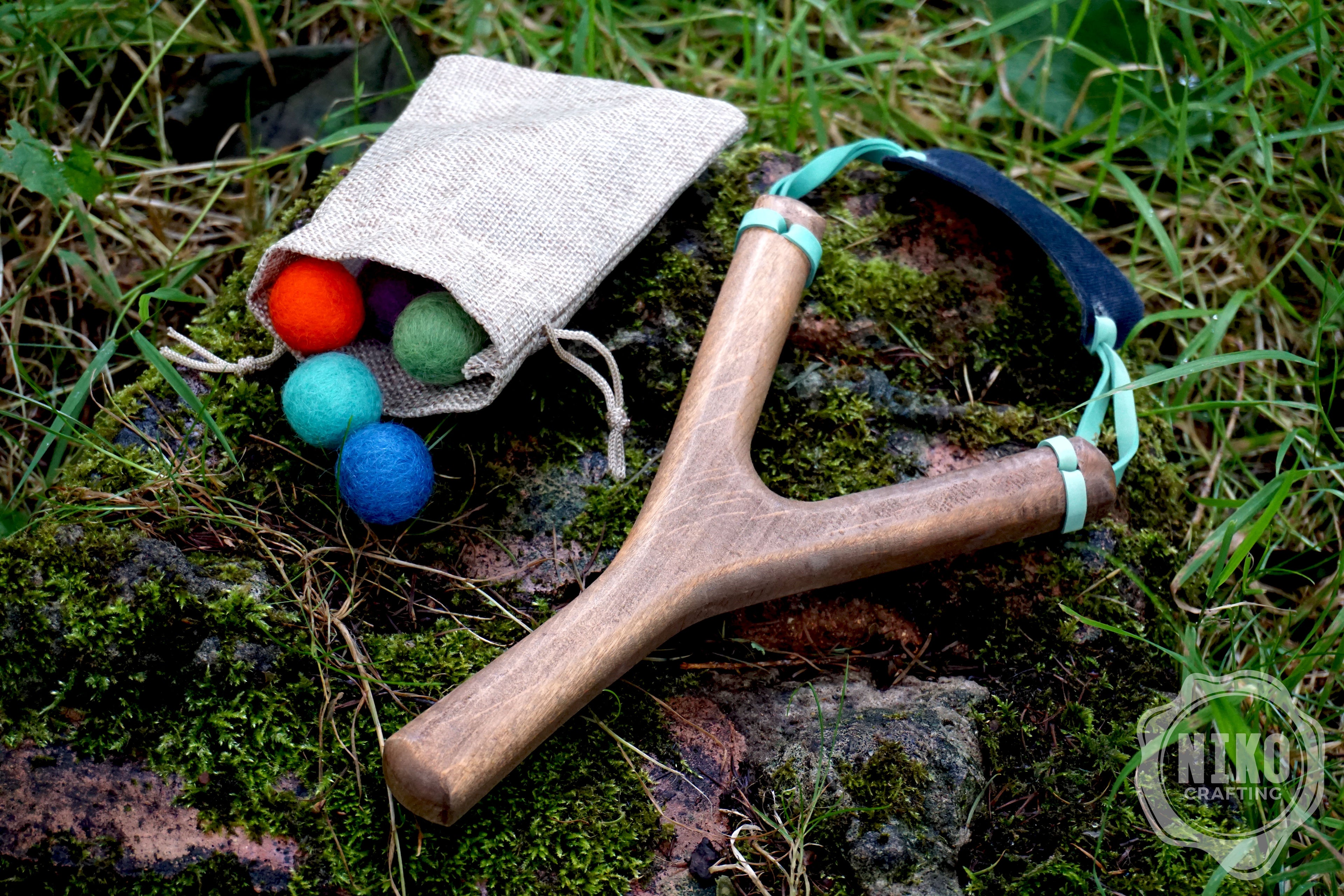 Slingshot and Felt Balls - Personalised, Handmade Catapult. Vintage Classic Toy