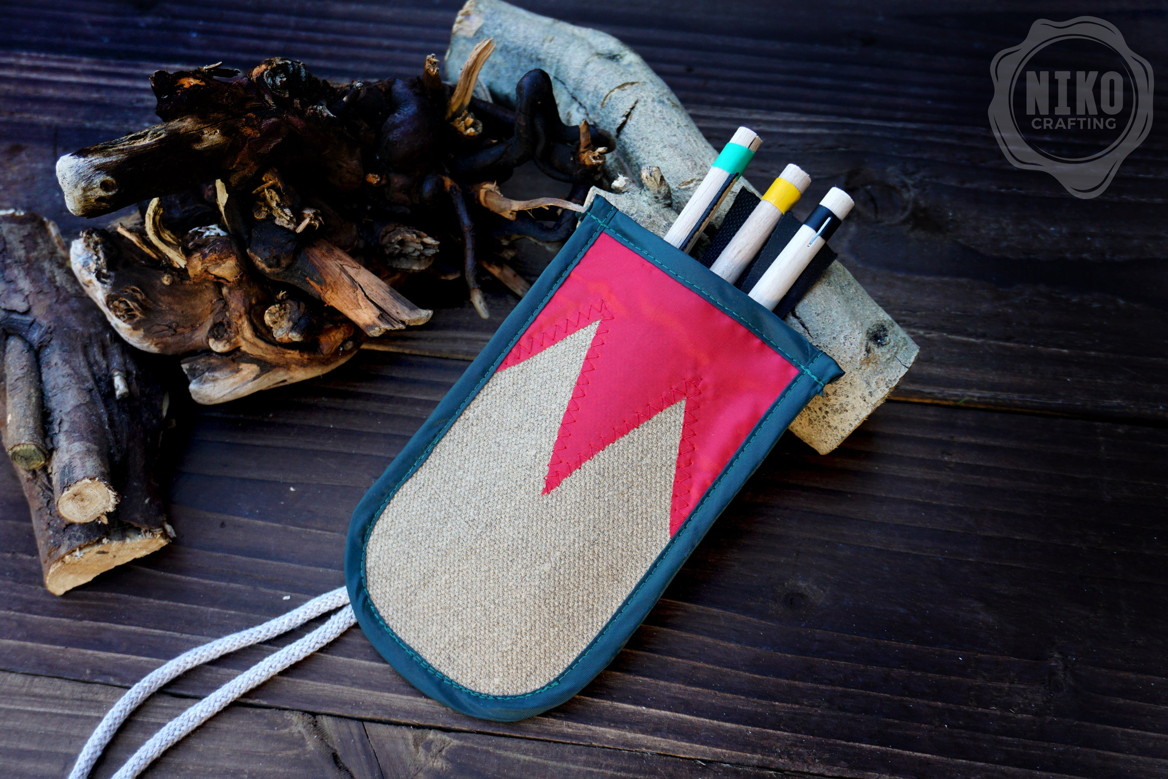 Handmade Toy Linen Quiver for Small Crossbow – Includes 3 Wooden Bolts (Arrows)