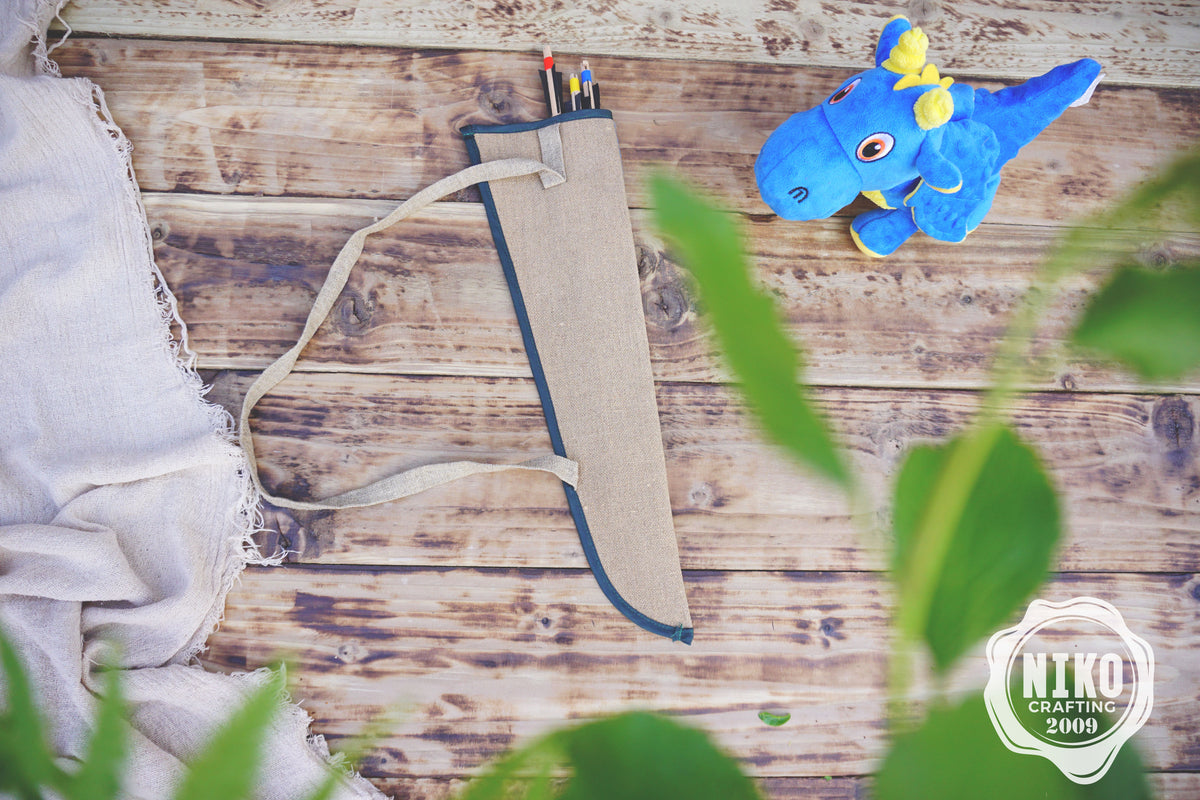 Handmade Toy Linen Quiver for Large Bow – Includes 3 Wooden Arrows