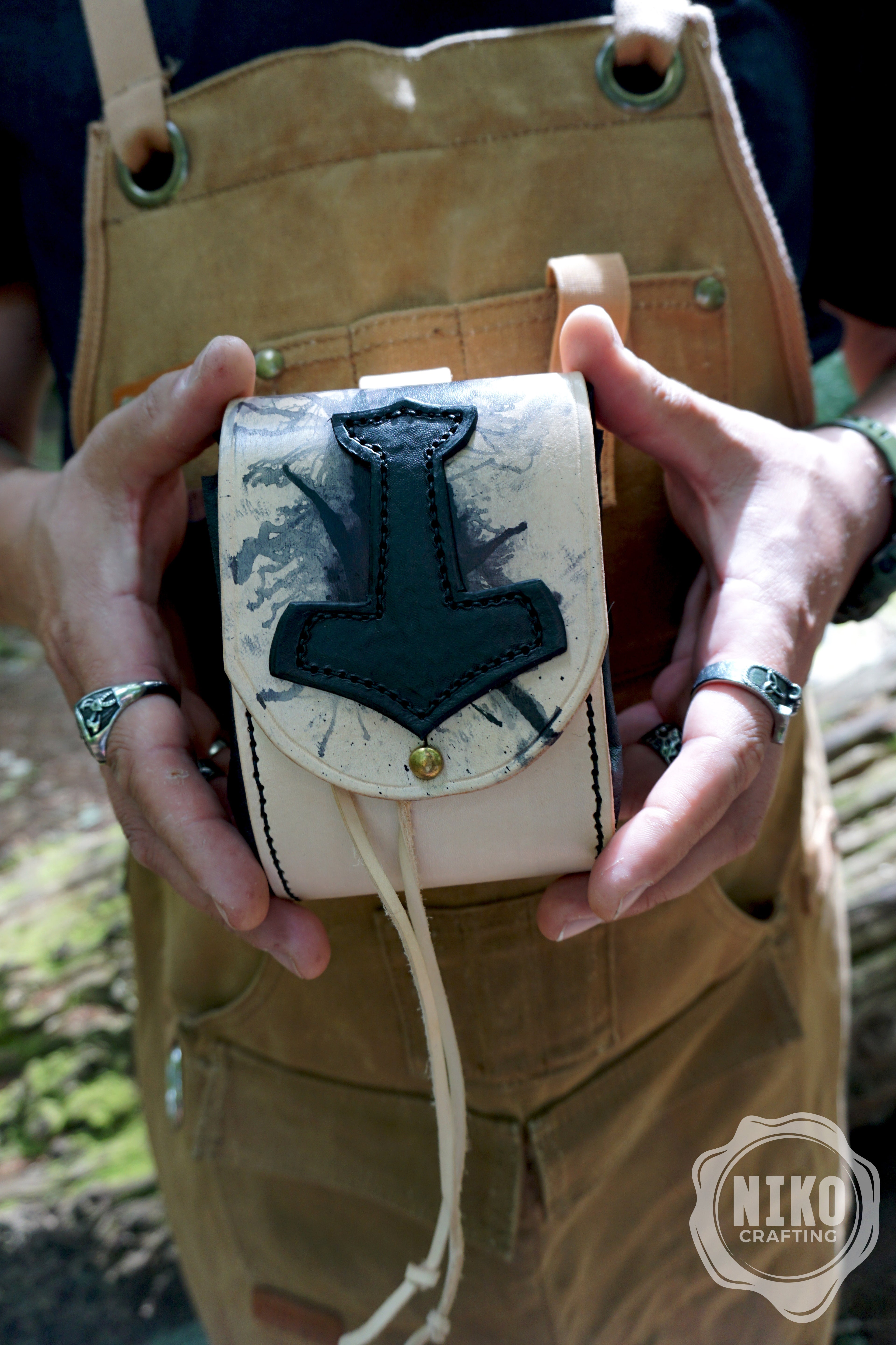 Handmade Viking Leather Belt Pouch with "Mjolnir - Thor's Hammer" - Medieval Hip-bag