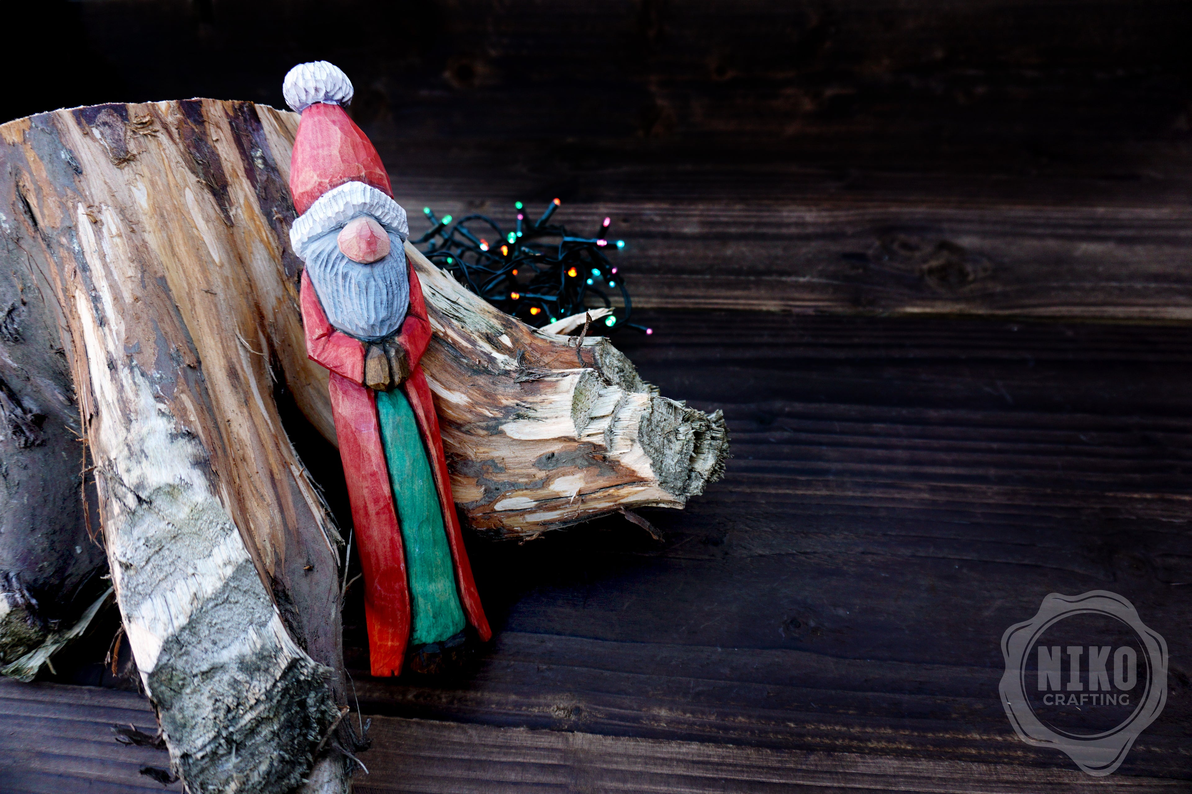 Hand-Carved Santa Claus Figure - Rustic Christmas Ornament. Personalised Figurine Mad of Alder Wood