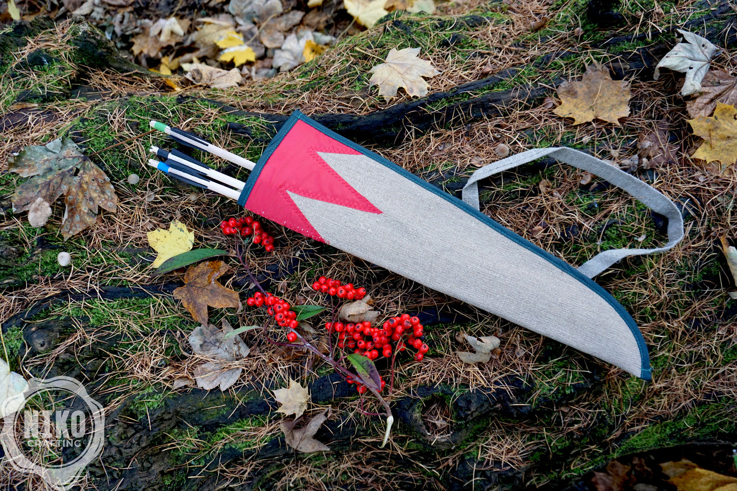Handmade Toy Linen Quiver for Small Bow – Includes 3 Wooden Arrows