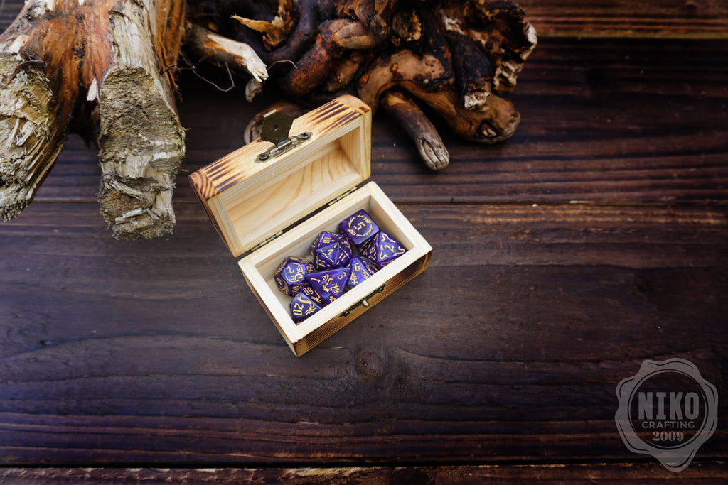 DnD Dice in Wooden Box - Pyrography: JRRT Bindrune - Hand-made, Personalized Dungeons and dragons Gift