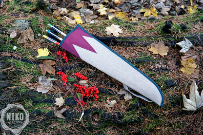 Handmade Toy Linen Quiver for Small Bow – Includes 3 Wooden Arrows