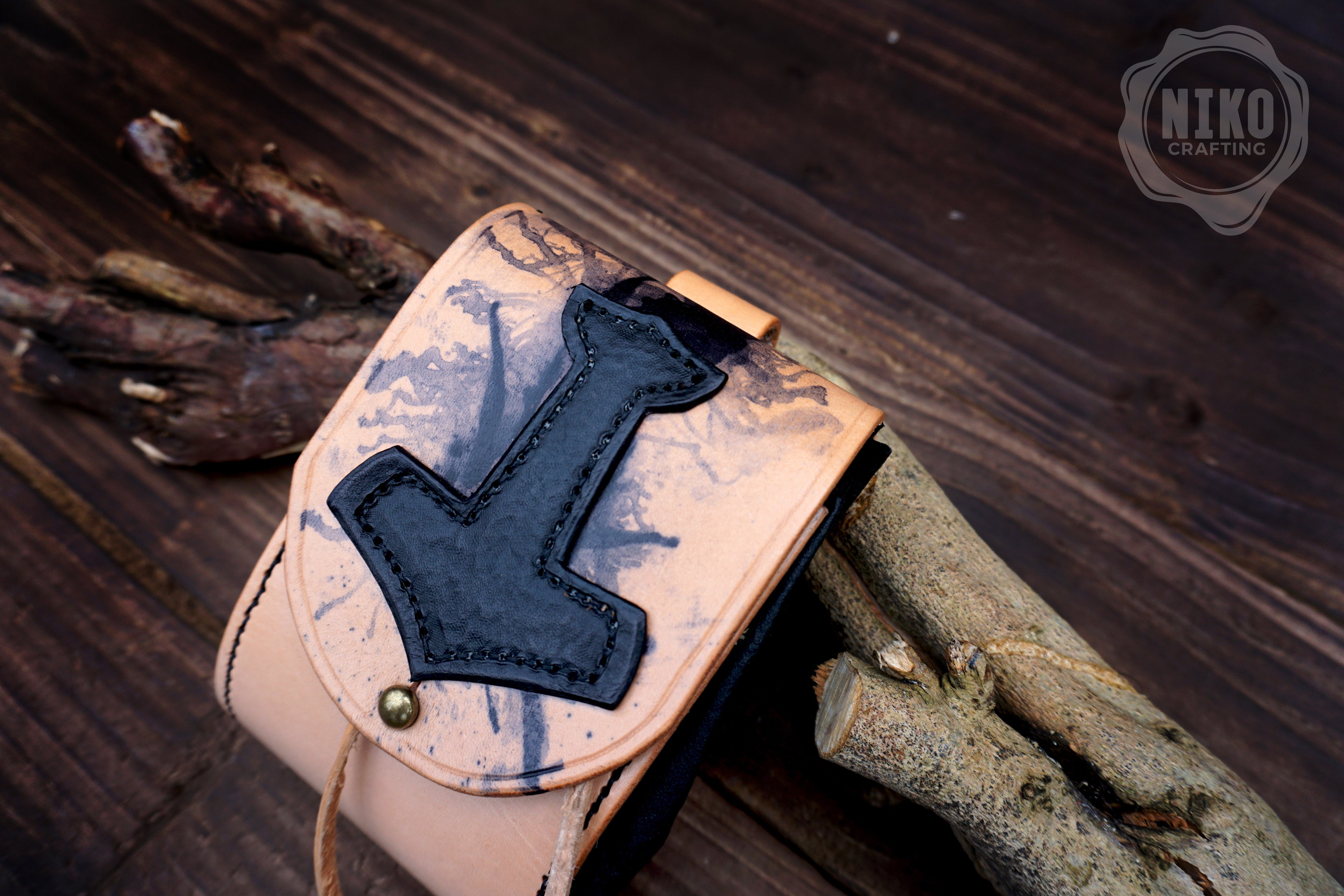 Handmade Viking Leather Belt Pouch with "Mjolnir - Thor's Hammer" - Medieval Hip-bag