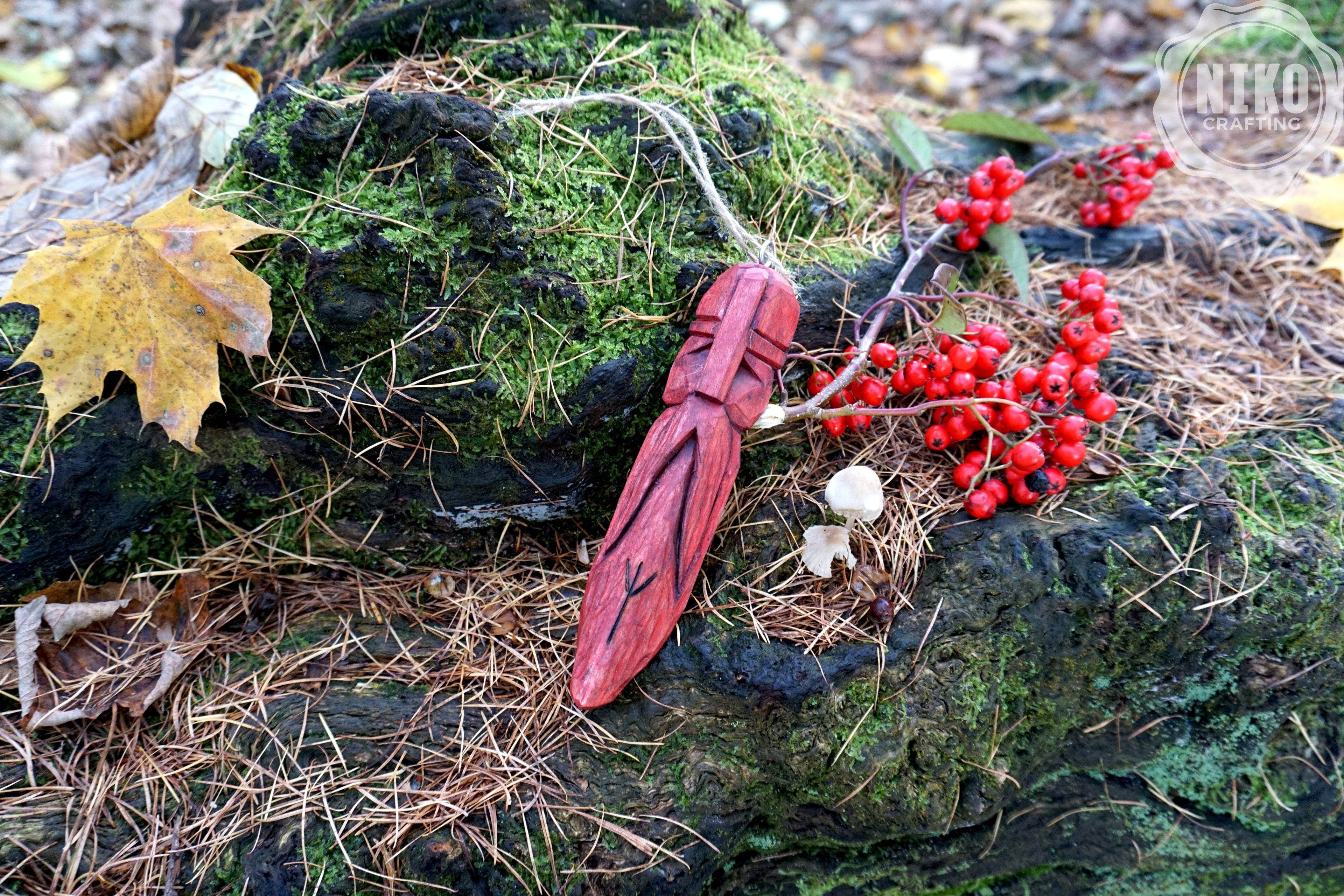 Hand-Carved Viking Amulet with Algiz Rune (ᛉ) – Wooden Protection Talisman from Basswood
