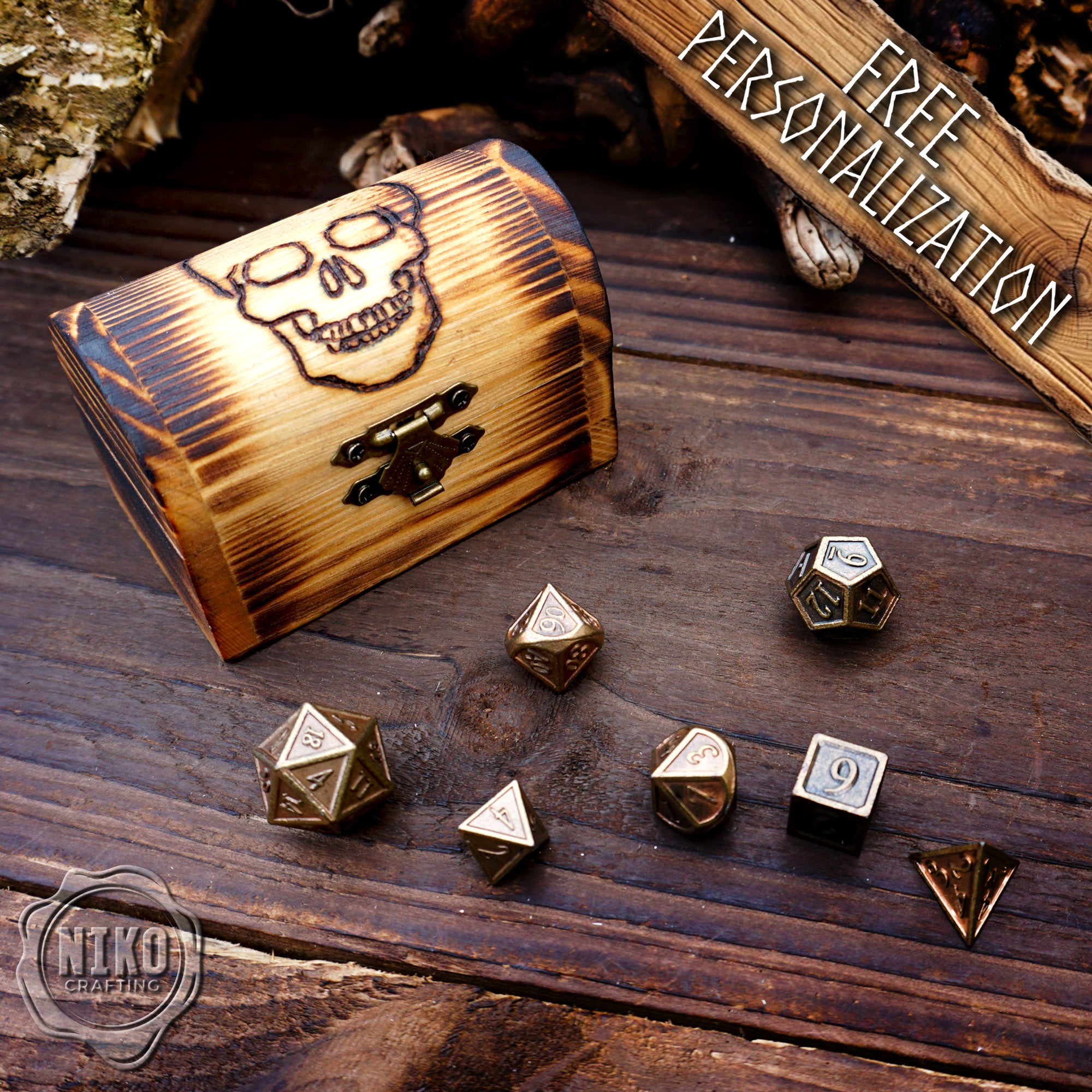 Metal Dice in Wooden Box - Hand-made pyrography: Skull - Personalized Dungeons and dragons Gift