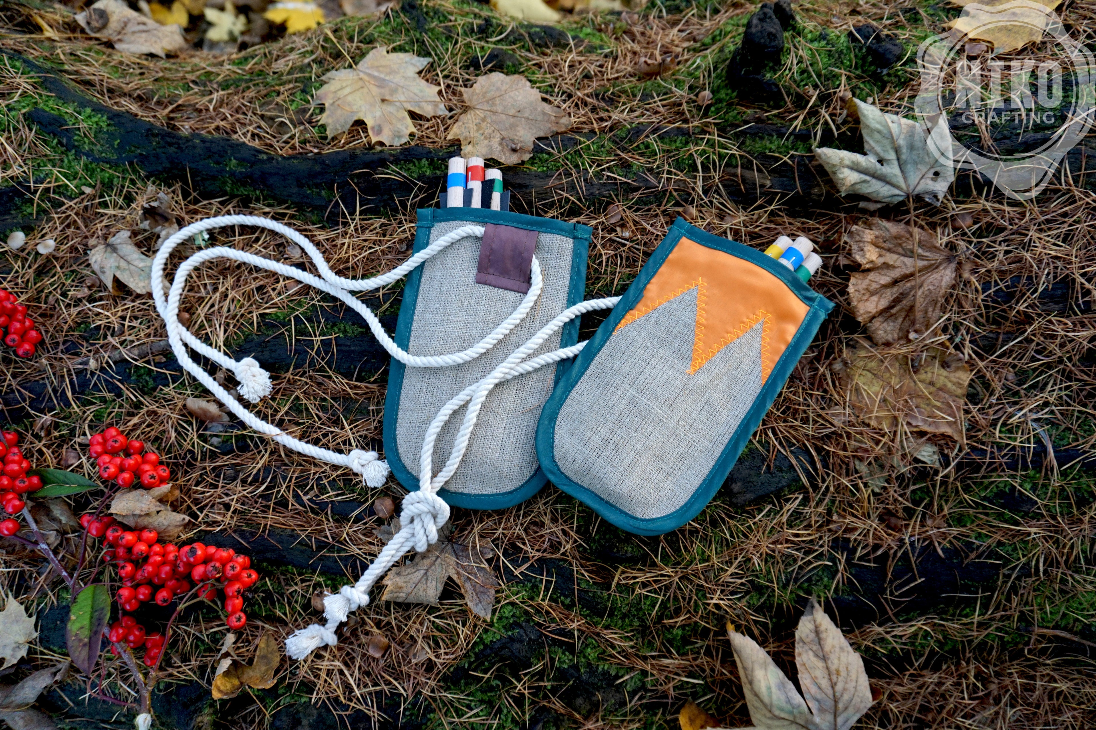 Handmade Toy Linen Quiver for Large Crossbow – Includes 3 Wooden Bolts (Arrows)