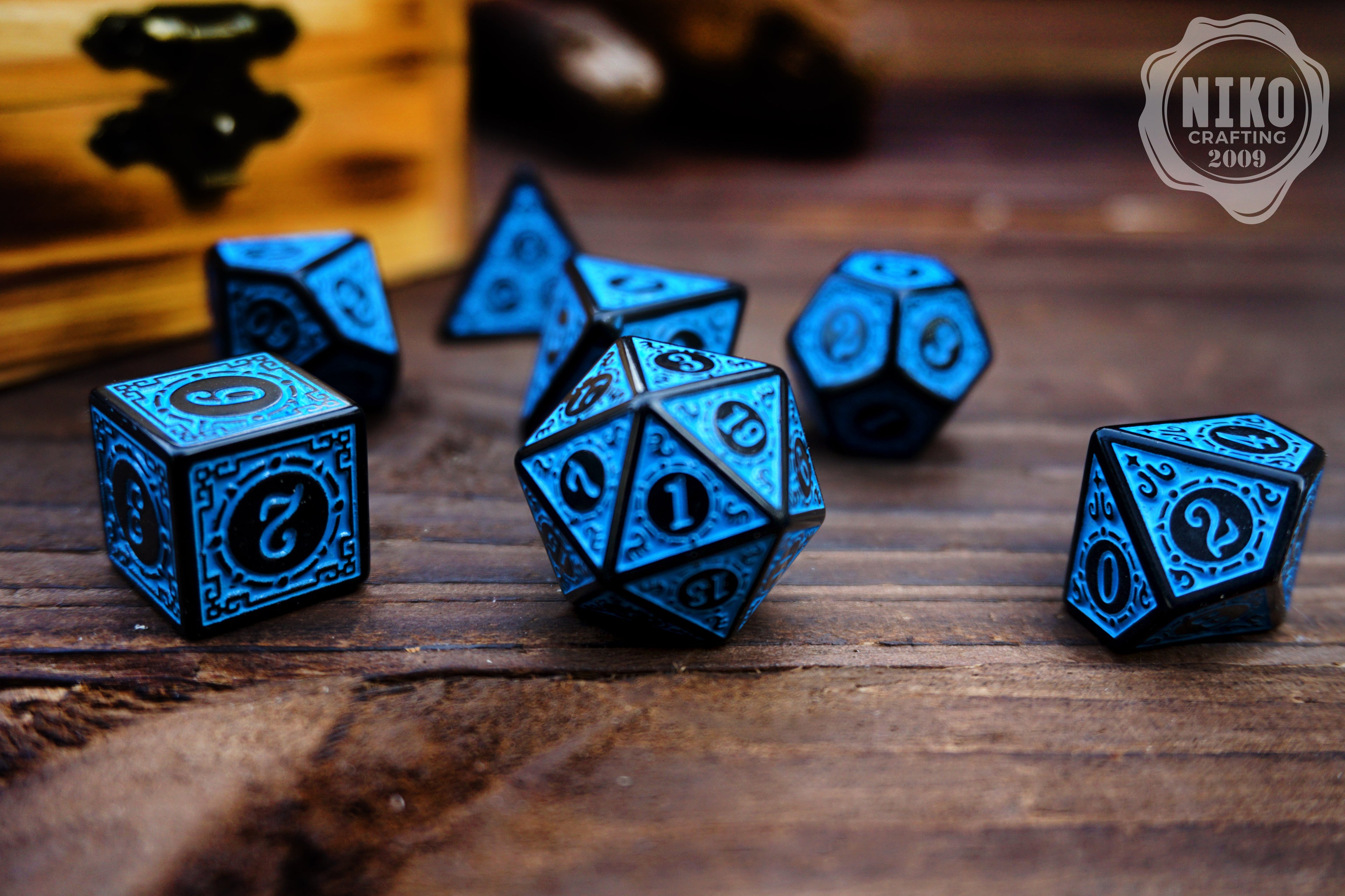 DnD Dice in Wooden Box - Pyrography: Axe - Hand-made, Personalized Dungeons and dragons Gift